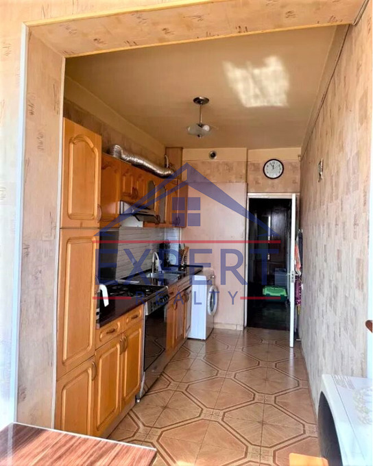 ՔԱՆԱՔԵՌ-ԶԵՅԹՈՒՆ, ԿԱՐԱՊԵՏ ՈՒԼՆԵՑԻ ՓՈՂՈՑ, 3 ՍԵՆՅԱԿ