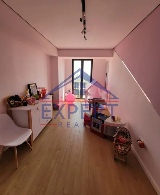 ԱՐԱԲԿԻՐ, Ա․ ԳՈՒԼԱԿՅԱՆ ՓՈՂՈՑ, 3 ՍԵՆՅԱԿ