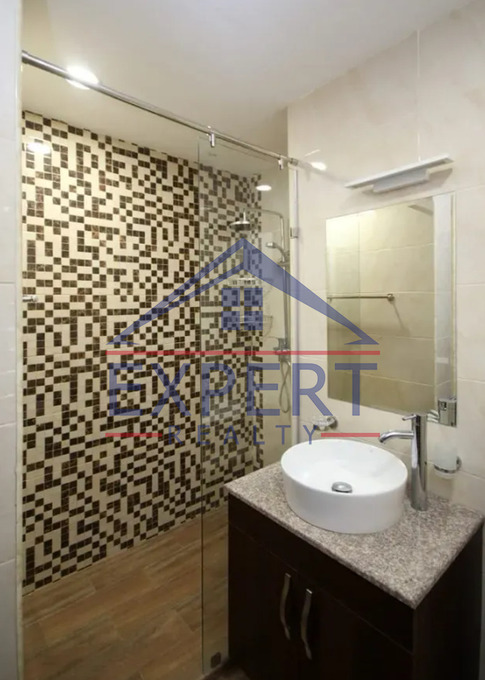 ԿԵՆՏՐՈՆ, ԲՈՒԶԱՆԴԻ ՓՈՂՈՑ, 2 ՍԵՆՅԱԿ