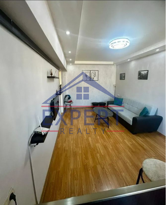 ԿԵՆՏՐՈՆ, ԱՄԻՐՅԱՆ ՓՈՂՈՑ, 2 ՍԵՆՅԱԿ