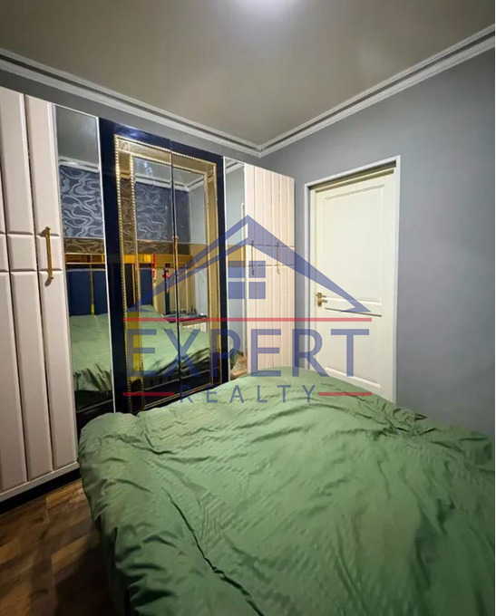 ՔԱՆԱՔԵՌ ԶԵՅԹՈՒՆ, Կ․ ՈՒԼՆԵՑԻ ՓՈՂՈՑ, 4 ՍԵՆՅԱԿ