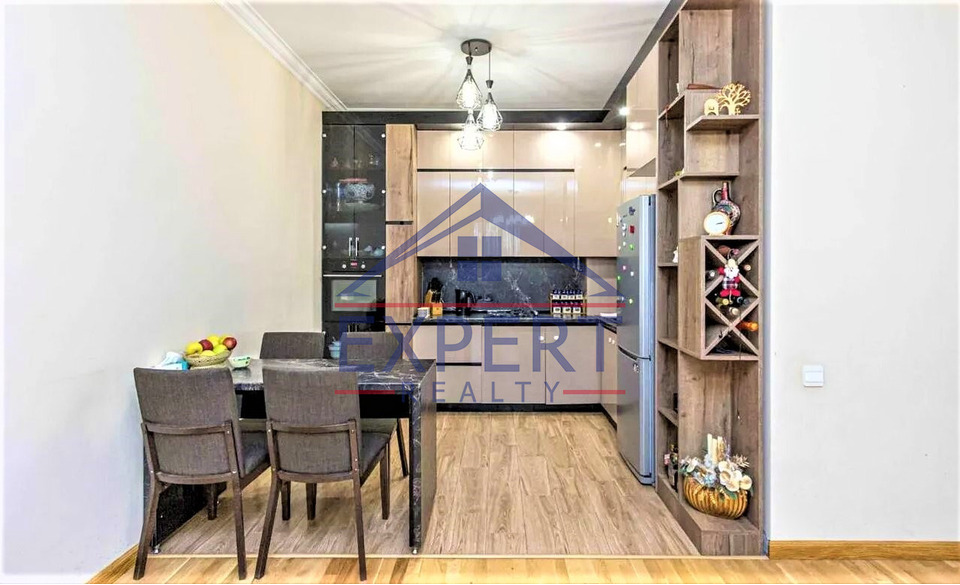 ՔԱՆԱՔԵՌ ԶԵՅԹՈՒՆ   ՊԱՐՈՒՅՐ ՍԵՎԱԿ  3 ՍԵՆՅԱԿ