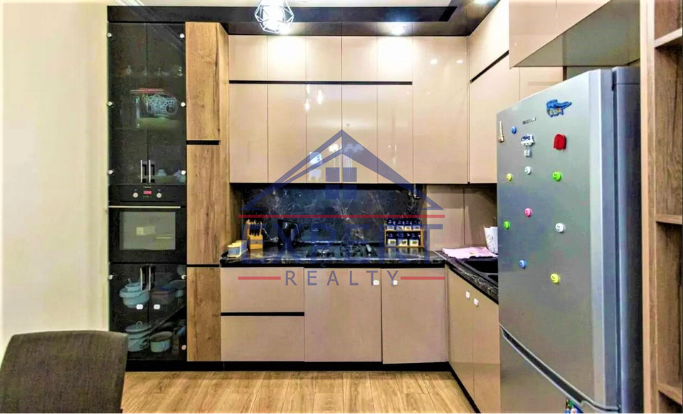 ՔԱՆԱՔԵՌ ԶԵՅԹՈՒՆ   ՊԱՐՈՒՅՐ ՍԵՎԱԿ  3 ՍԵՆՅԱԿ