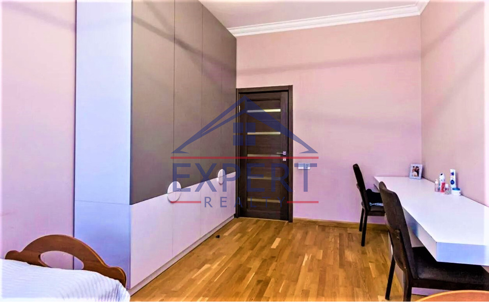 ՔԱՆԱՔԵՌ ԶԵՅԹՈՒՆ   ՊԱՐՈՒՅՐ ՍԵՎԱԿ  3 ՍԵՆՅԱԿ