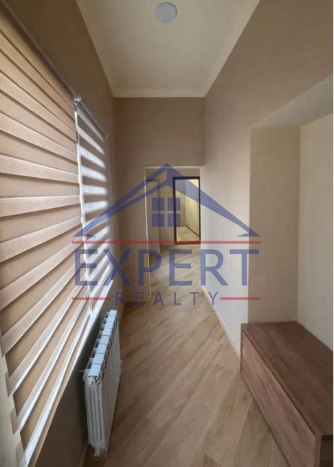 ԿԵՆՏՐՈՆ,ԱԴԱՆԱՅԻ ՓՈՂՈՑ   4 ՍԵՆԱՅԿ