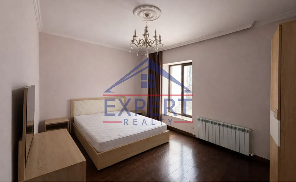 ԿԵՆՏՐՈՆ,ԱԴԱՆԱՅԻ ՓՈՂՈՑ   4 ՍԵՆԱՅԿ