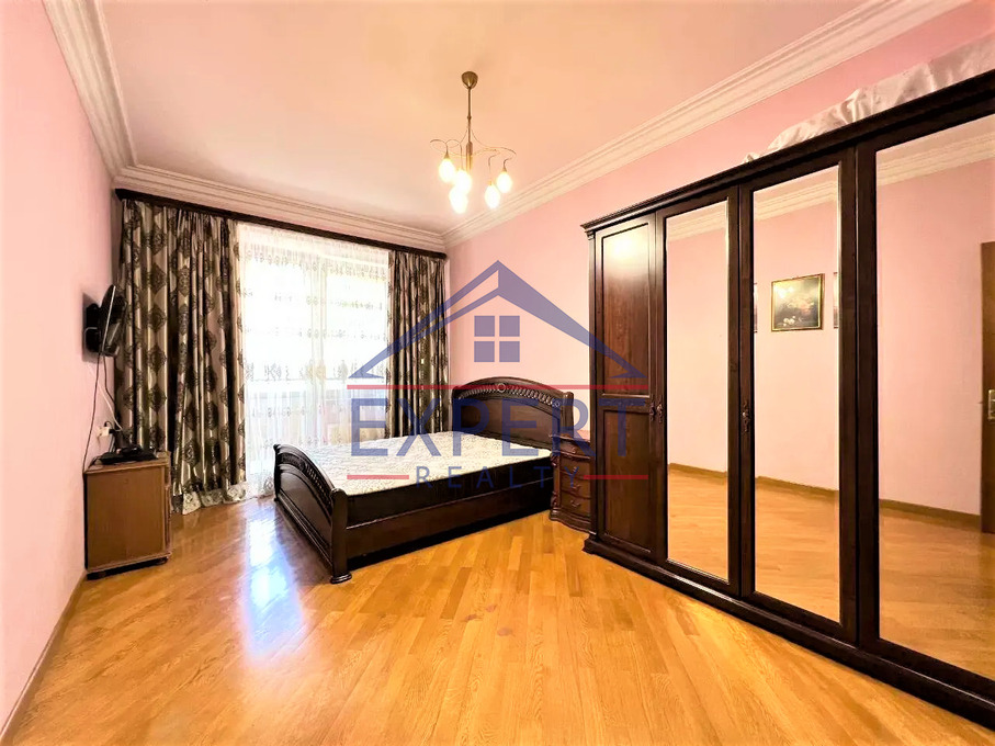 ԿԵՆՏՐՈՆ, ԱՄԻՐՅԱՆ ՓՈՂՈՑ, 4 ՍԵՆՅԱԿ