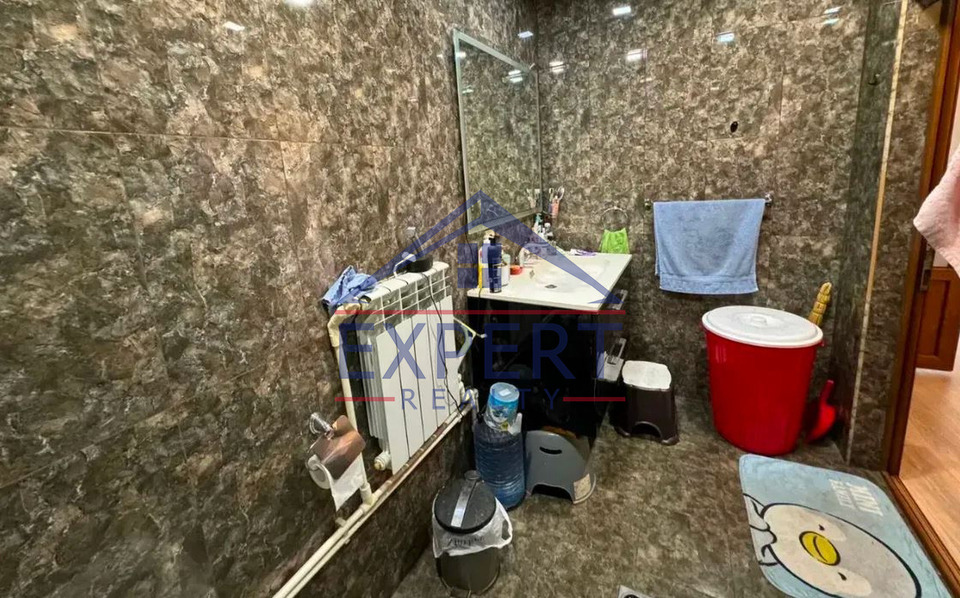 ՔԱՆԱՔԵՌ ԶԵՅԹՈՒՆ,ՎԱՐՇԱՎՅԱՆ ՓՈՂՈՑ  4 ՍԵՆՅԱԿ