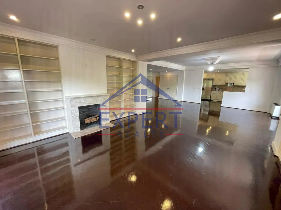 ԿԵՆՏՐՈՆ, ԿՈՂԲԱՑՈՒ ՓՈՂՈՑ, 4 ՍԵՆՅԱԿ