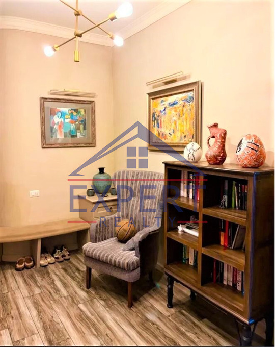 ԱՐԱԲԿԻՐ, ՕՐԲԵԼԻ ԵՂԲԱՅՐՆԵՐ ՓՈՂՈՑ, 4 ՍԵՆՅԱԿ