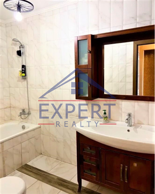 ԱՐԱԲԿԻՐ, ՕՐԲԵԼԻ ԵՂԲԱՅՐՆԵՐ ՓՈՂՈՑ, 4 ՍԵՆՅԱԿ