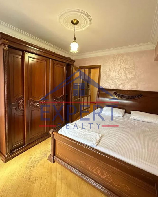 ԿԵՆՏՐՈՆ, ԿՈՂԲԱՑՈՒ ՓՈՂՈՑ, 2 ՍԵՆՅԱԿ