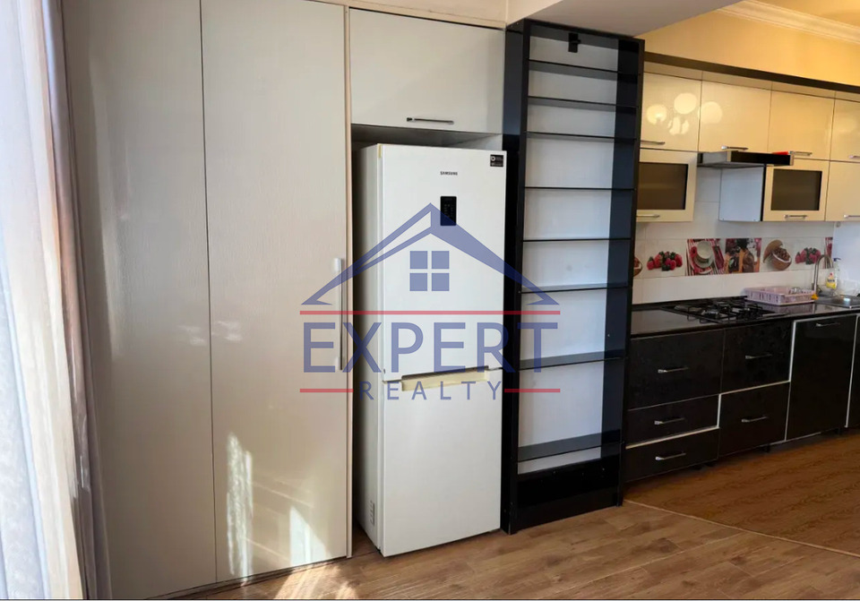 ԿԵՆՏՐՈՆ, ՍԱՐՅԱՆ ՓՈՂՈՑ, 3 ՍԵՆՅԱԿ