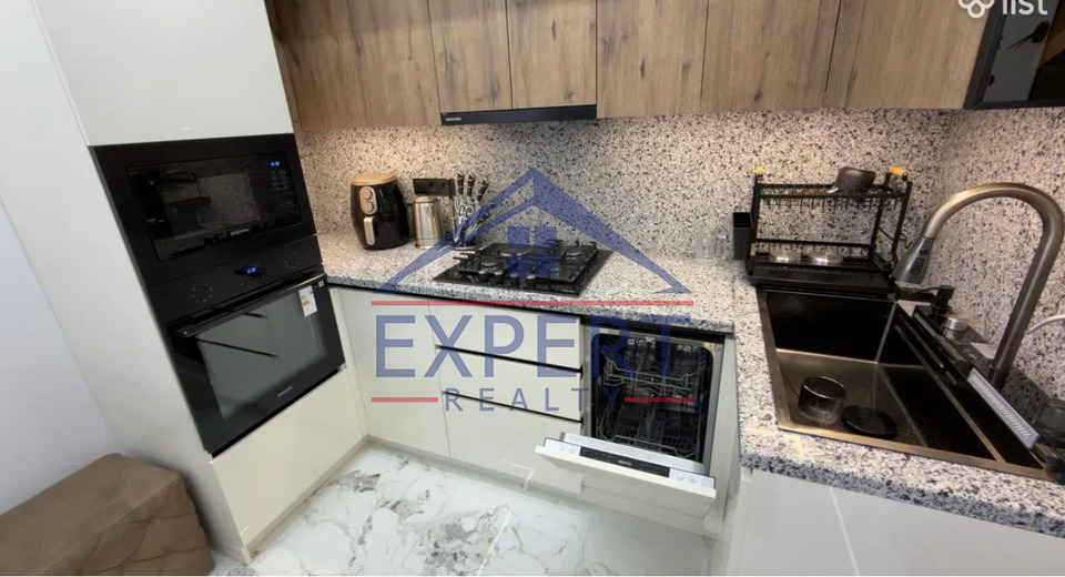 ԿԵՆՏՐՈՆ, ԲՐՅՈՒՍՈՎԻ ՓՈՂՈՑ, 3 ՍԵՆՅԱԿ