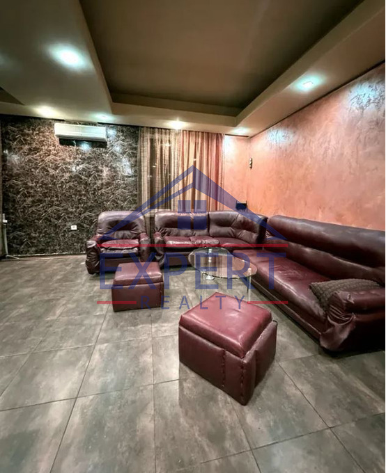 ԿԵՆՏՐՈՆ, ԴԵՂԱՏԱՆ ՓՈՂՈՑ, 3 ՍԵՆՅԱԿ