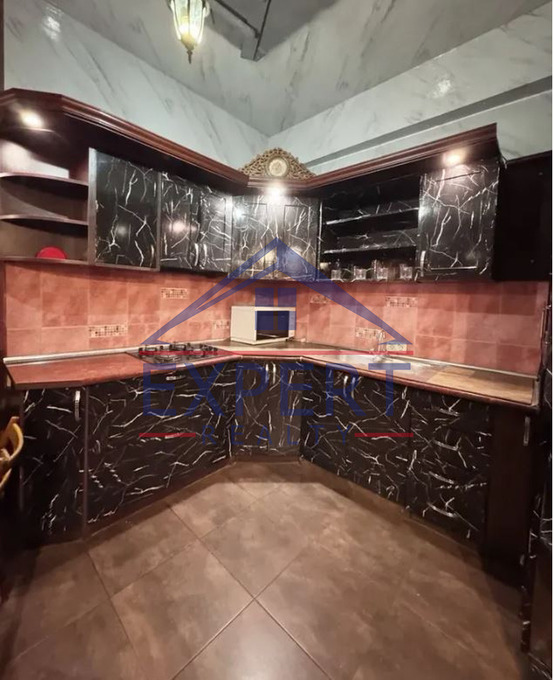 ԿԵՆՏՐՈՆ, ԴԵՂԱՏԱՆ ՓՈՂՈՑ, 3 ՍԵՆՅԱԿ