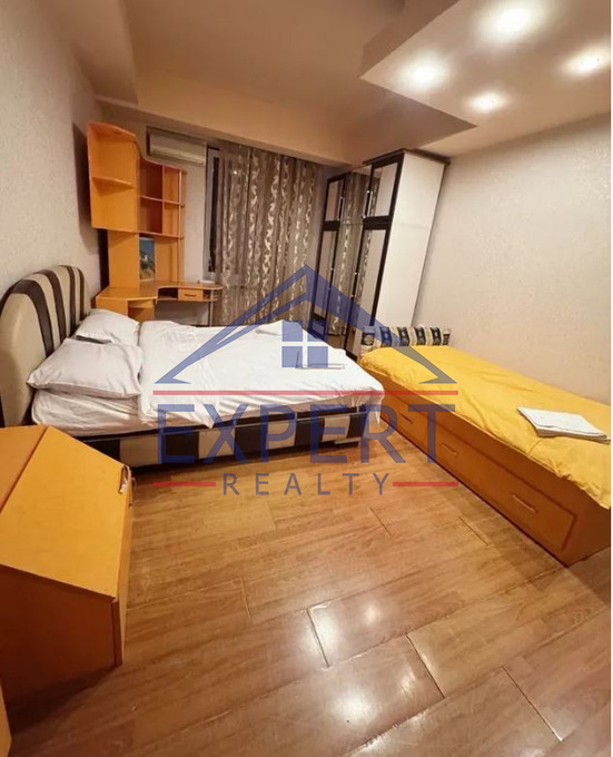 ԿԵՆՏՐՈՆ, ԴԵՂԱՏԱՆ ՓՈՂՈՑ, 3 ՍԵՆՅԱԿ