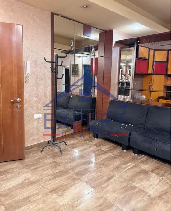 ԿԵՆՏՐՈՆ, ԴԵՂԱՏԱՆ ՓՈՂՈՑ, 3 ՍԵՆՅԱԿ