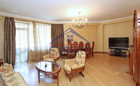 ԿԵՆՏՐՈՆ, ՀՅՈՒՍԻՍԱՅԻՆ ՊՈՂՈՏԱ, 4 ՍԵՆՅԱԿ