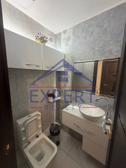 ԿԵՆՏՐՈՆ, ԱԼԵՔ ՄԱՆՈՒԿՅԱՆ, 100ՔՄ