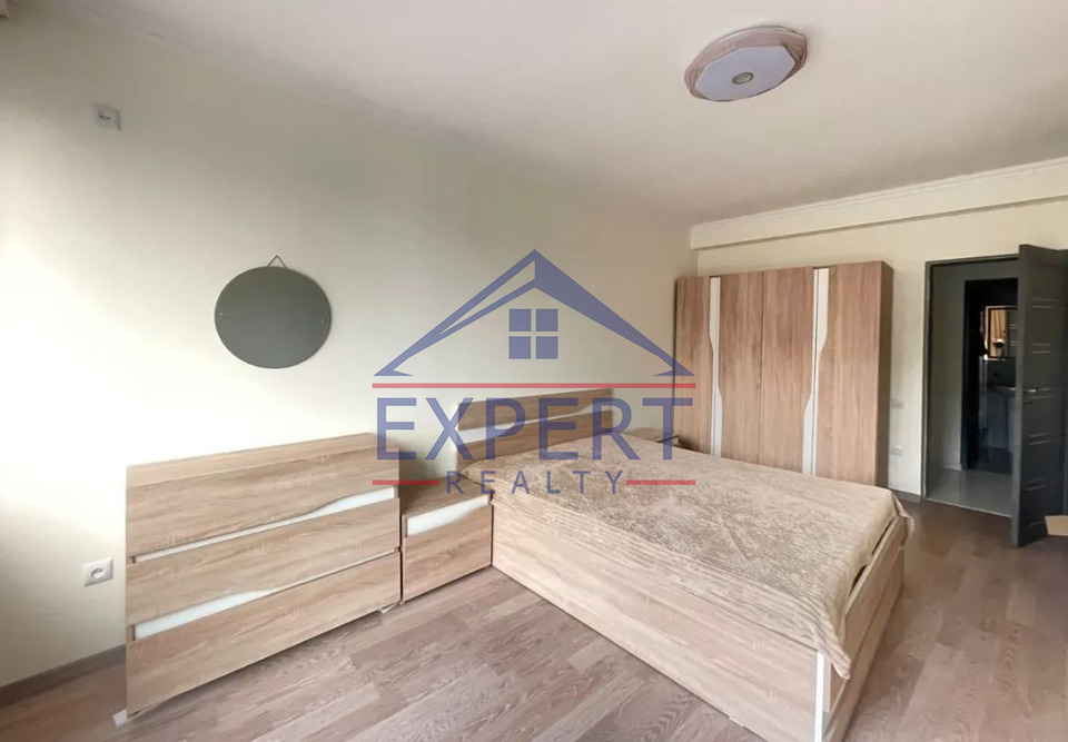 ԿԵՆՏՐՈՆ, ԳՐԻԳՈՐ ԼՈՒՍԱՎՈՐԻՉ ՓՈՂՈՑ   2 ՍԵՆՅԱԿ