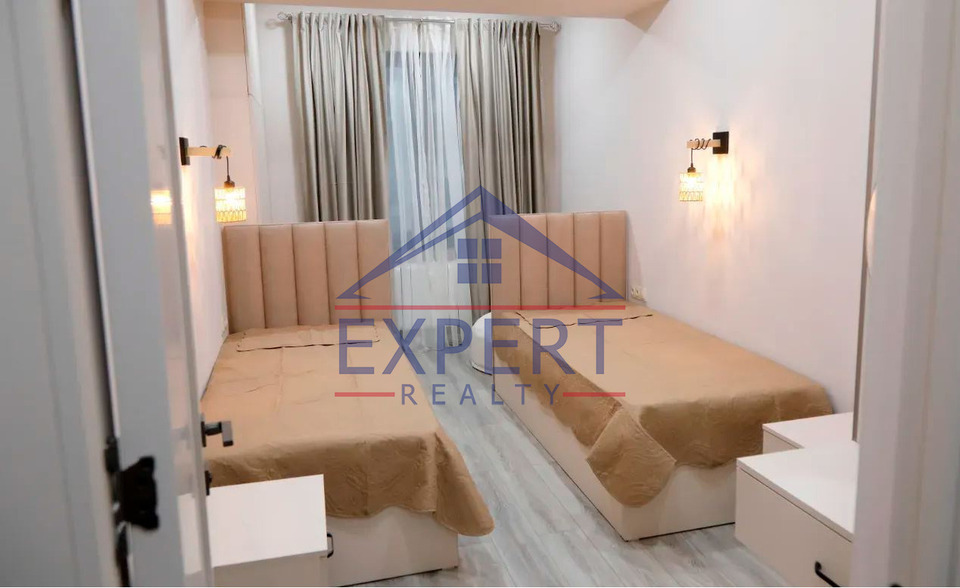 ՄԱԼԱԹԻԱ ՍԵԲԱՍՏԻԱ, ՔԸՐՔ ՔԸՐՔՈՐՅԱՆ 3 ՍԵՆՅԱԿ