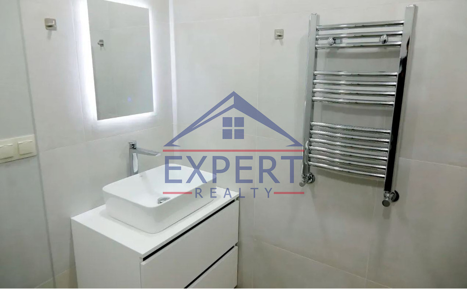 ՄԱԼԱԹԻԱ ՍԵԲԱՍՏԻԱ, ՔԸՐՔ ՔԸՐՔՈՐՅԱՆ 3 ՍԵՆՅԱԿ