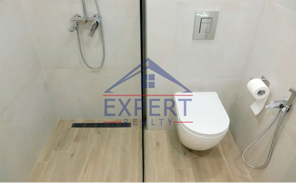 ՄԱԼԱԹԻԱ ՍԵԲԱՍՏԻԱ, ՔԸՐՔ ՔԸՐՔՈՐՅԱՆ 3 ՍԵՆՅԱԿ