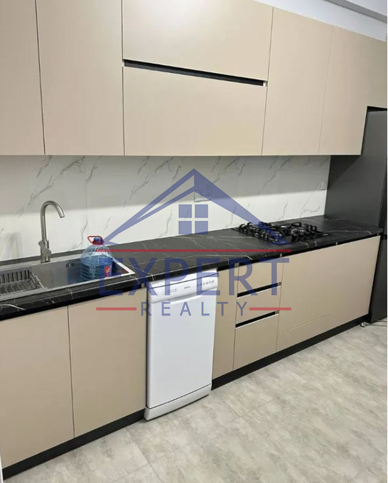 ԱՋԱՓՆՅԱԿ, ՄՈՆԹԵ ՄԵԼՔՈՆՅԱՆ 3 ՍԵՆՅԱԿ