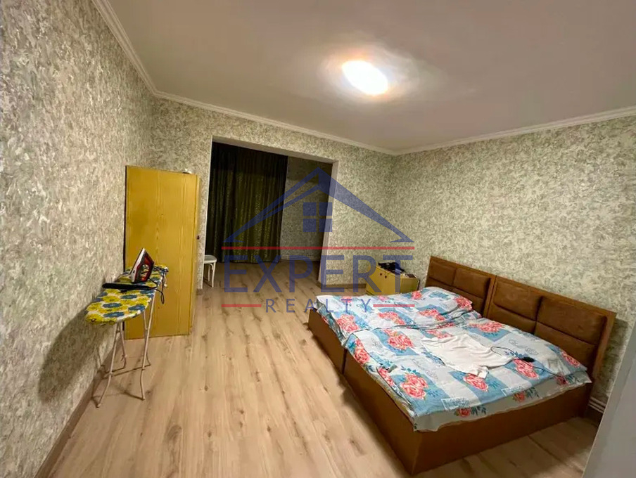 ՔԱՆԱՔԵՌ ԶԵՅԹՈՒՆ, ԱՎԵՏԻՍ ԱՀԱՐՈՆՅԱՆ, 4 ՍԵՆՅԱԿ