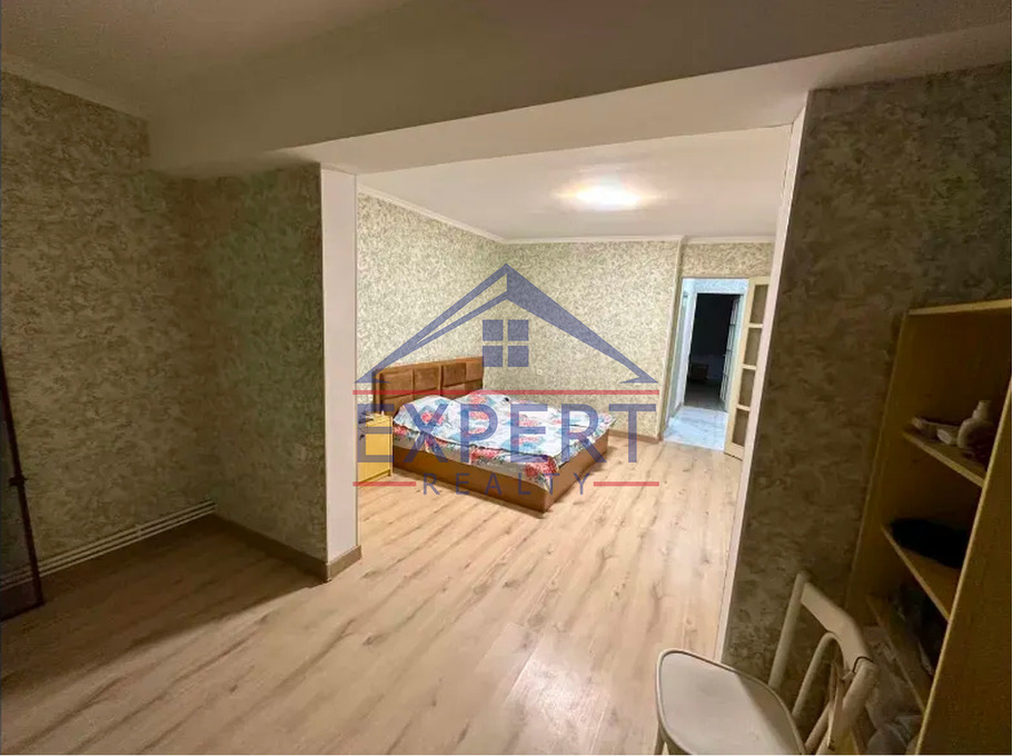 ՔԱՆԱՔԵՌ ԶԵՅԹՈՒՆ, ԱՎԵՏԻՍ ԱՀԱՐՈՆՅԱՆ, 4 ՍԵՆՅԱԿ