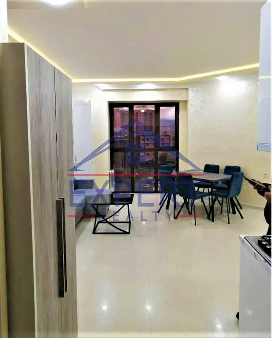 ԿԵՆՏՐՈՆ, ՉԱՐԵՆՑ ՓՈՂՈՑ   2 ՍԵՆՅԱԿ