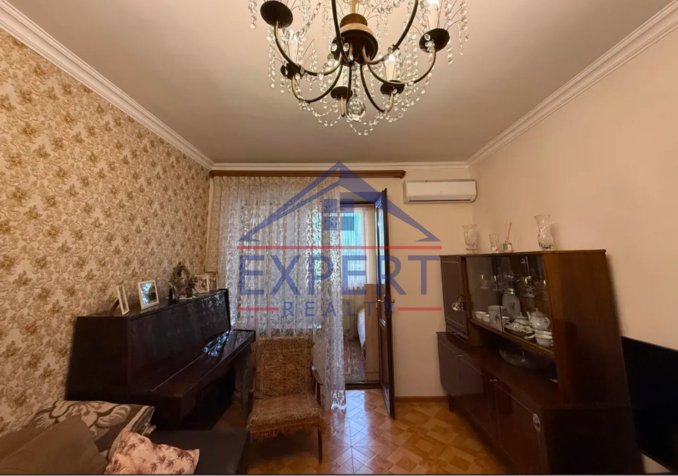 ՆՈՐ ՆՈՐՔ, ԼՎՈՎՅԱՆ ՓՈՂՈՑ, ՍԵՆՅԱԿ