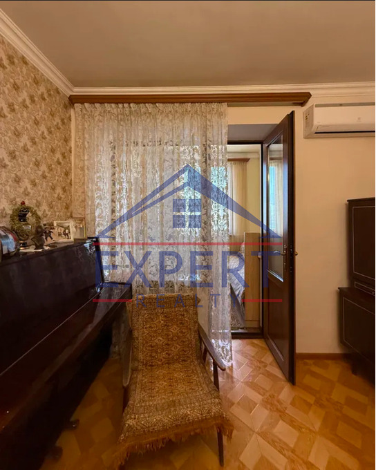 ՆՈՐ ՆՈՐՔ, ԼՎՈՎՅԱՆ ՓՈՂՈՑ, ՍԵՆՅԱԿ