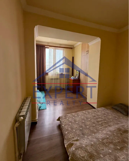 ՆՈՐ ՆՈՐՔ, ԼՎՈՎՅԱՆ ՓՈՂՈՑ, ՍԵՆՅԱԿ