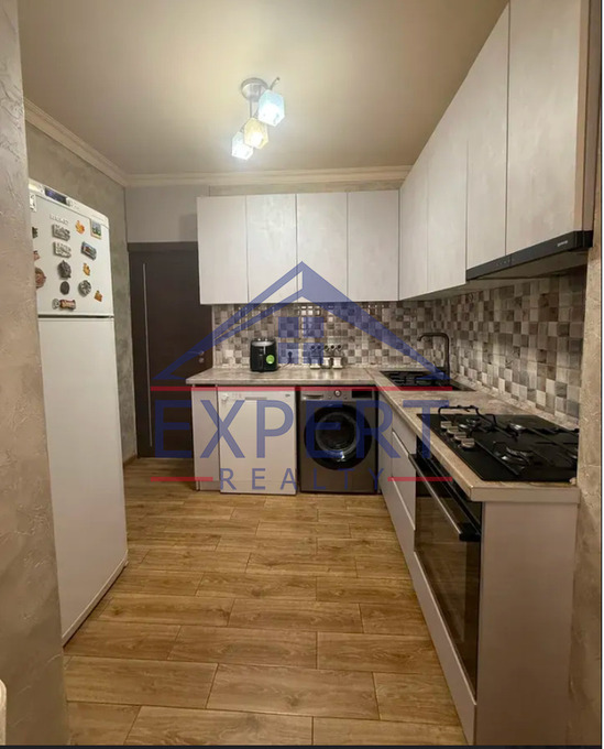 ՆՈՐ ՆՈՐՔ, ԼՎՈՎՅԱՆ ՓՈՂՈՑ, ՍԵՆՅԱԿ