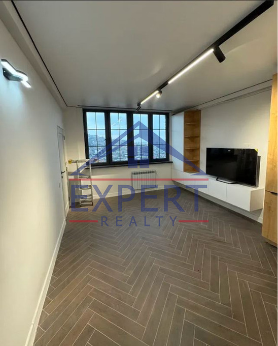 ԿԵՆՏՐՈՆ,ՆԱՐ ԴՈՍԻ ՓՈՂՈՑ   2 ՍԵՆՅԱԿ