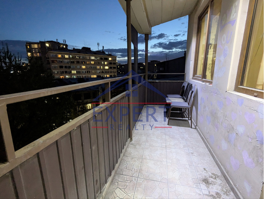 ԿԵՆՏՐՈՆ, ՄԱՇՏՈՑԻ ՓՈՂՈՑ, 3 ՍԵՆՅԱԿ