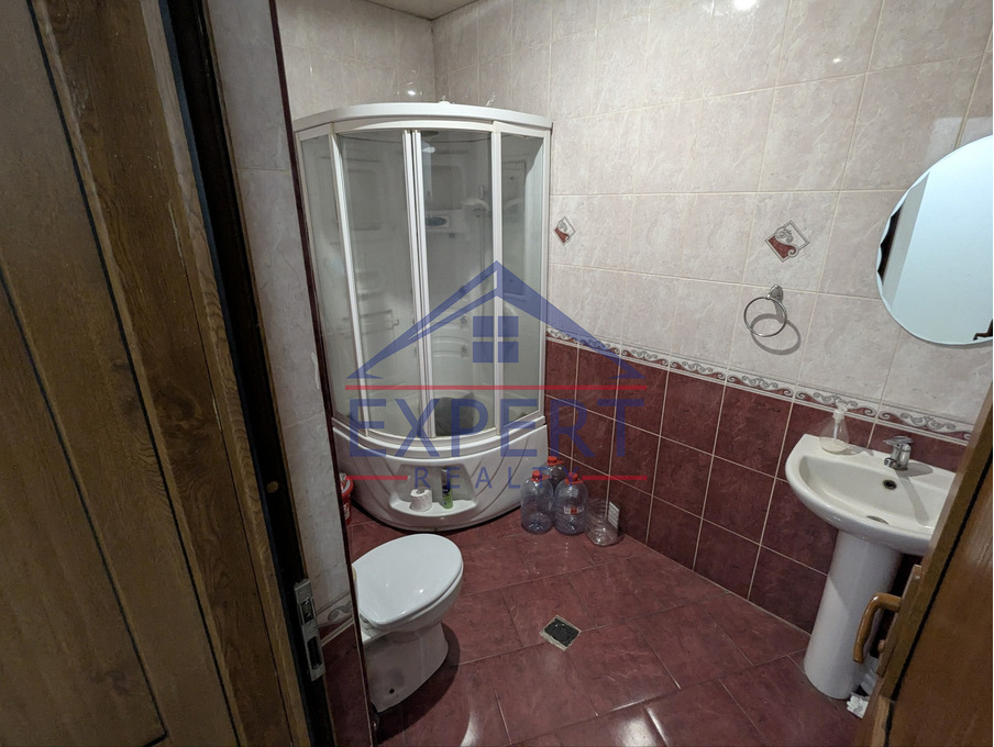 ԿԵՆՏՐՈՆ, ՄԱՇՏՈՑԻ ՓՈՂՈՑ, 3 ՍԵՆՅԱԿ