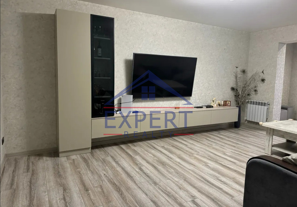 ԱՋԱՓՆՅԱԿ, ՍԻՍԱԿՅԱՆ ՓՈՂՈՑ, 3 ՍԵՆՅԱԿ