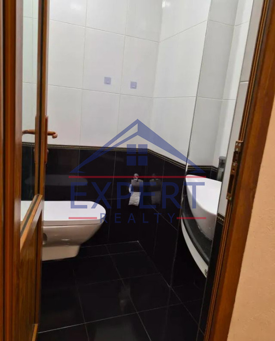 ԿԵՆՏՐՈՆ ,ՎԵՐԻՆ ԱՆՏԱՌԱԻՆ ՓՈՂՈՑ  3 ՍԵՆՅԱԿ