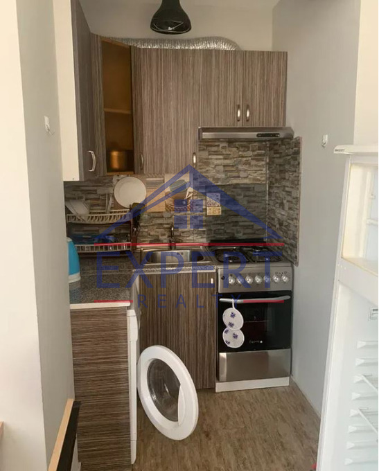 ԱՐԱԲԿԻՐ, ԱՐԱՄ ԽԱՉԱՏՐՅԱՆ ՓՈՂՈՑ, 3 ՍԵՆՅԱԿ