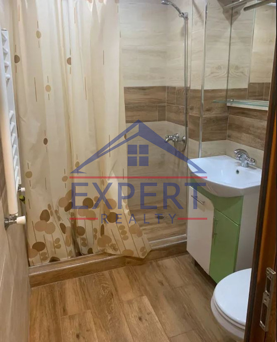 ԱՐԱԲԿԻՐ, ԱՐԱՄ ԽԱՉԱՏՐՅԱՆ ՓՈՂՈՑ, 3 ՍԵՆՅԱԿ