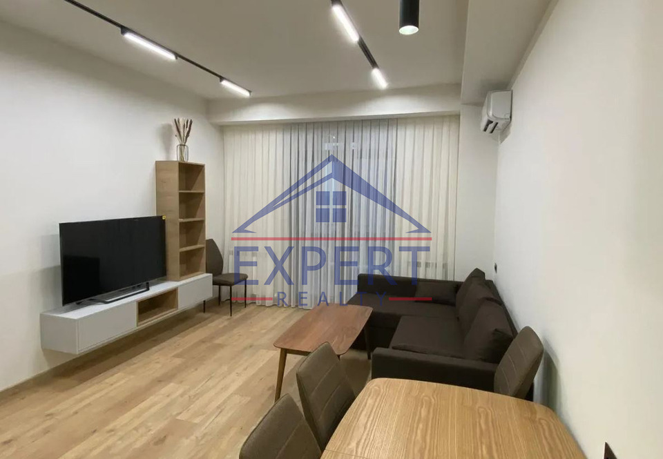 ԿԵՆՏՐՈՆ, ԲՅՈՒՐԵՂ ԹԱՂԱՄԱՍ, 2 ՍԵՆՅԱԿ