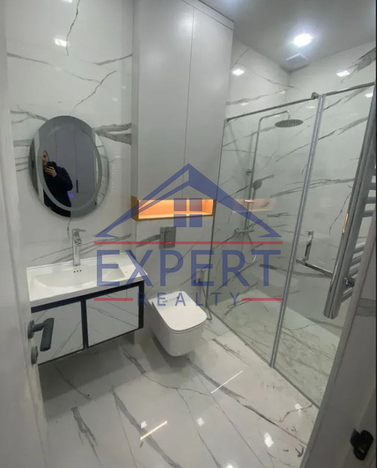 ԿԵՆՏՐՈՆ, ԲՅՈՒՐԵՂ ԹԱՂԱՄԱՍ, 2 ՍԵՆՅԱԿ