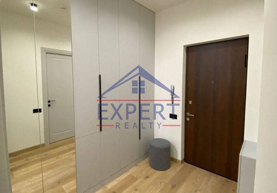 ԿԵՆՏՐՈՆ, ԲՅՈՒՐԵՂ ԹԱՂԱՄԱՍ, 2 ՍԵՆՅԱԿ