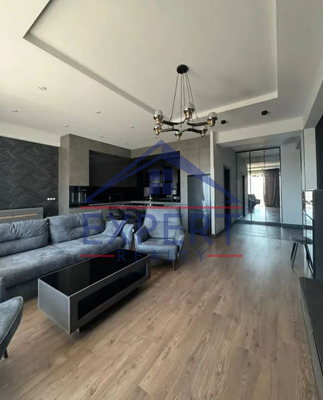 ԿԵՆՏՐՈՆ, ՄԱՇՏՈՑԻ ՊՈՂՈՏԱ, 3 ՍԵՆՅԱԿ