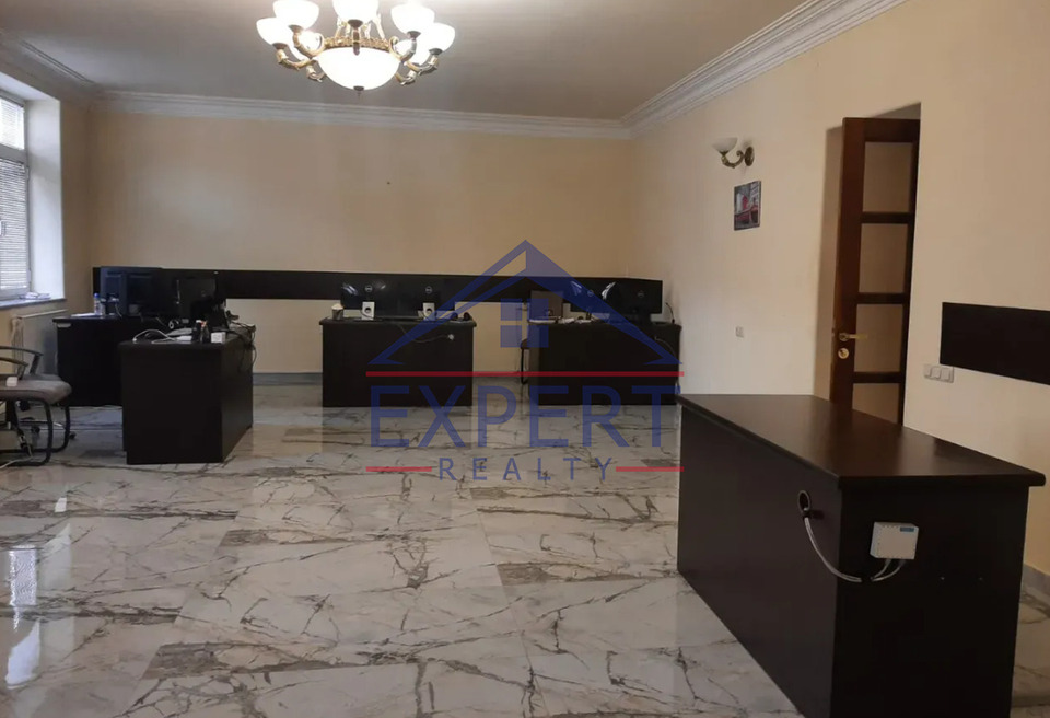 ԱՐԱԲԿԻՐ, ԿՈՄԻՏԱՍԻ ՊՈՂՈՏԱ, 200ՔՄ