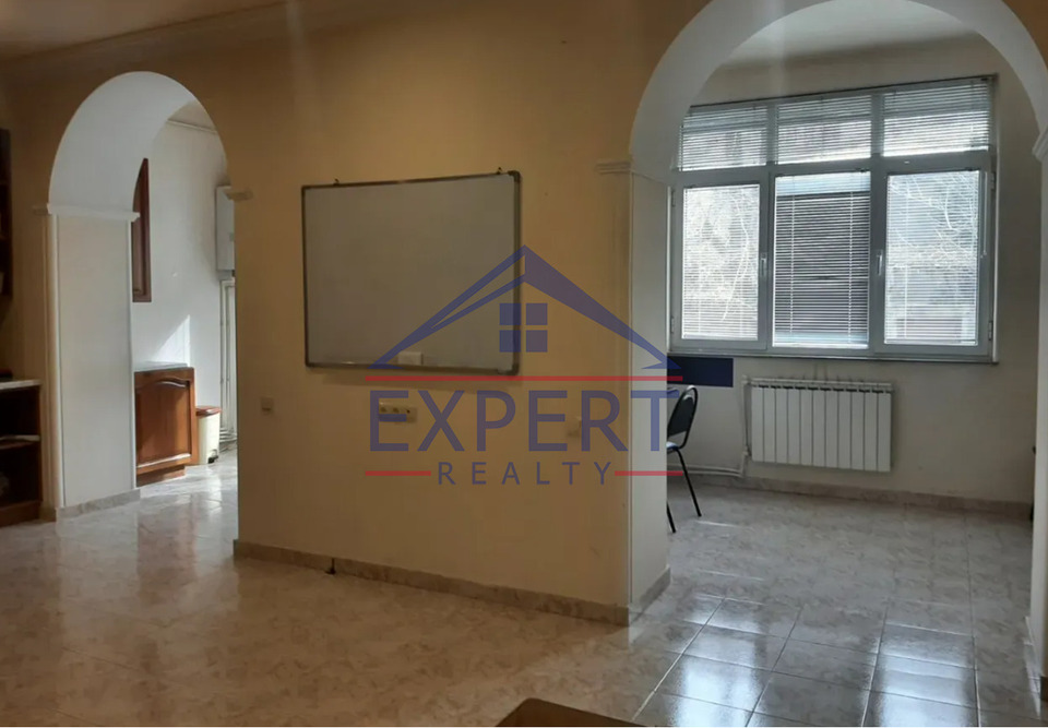 ԱՐԱԲԿԻՐ, ԿՈՄԻՏԱՍԻ ՊՈՂՈՏԱ, 200ՔՄ