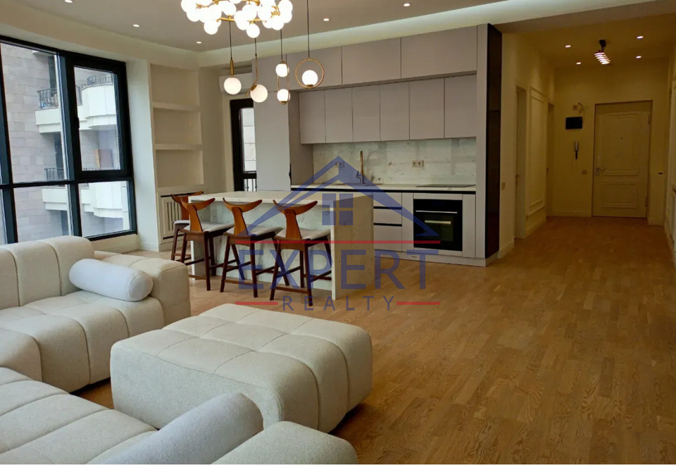 ԿԵՆՏՐՈՆ, ԱՐՇԱԿՈՒՆՅԱՑ ՊՈՂՈՏԱ, 3 ՍԵՆՅԱԿ